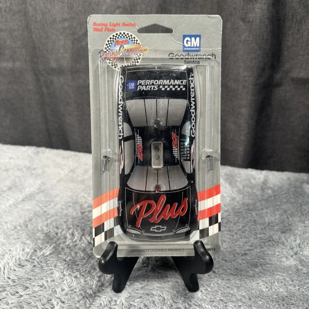 Vintage NASCAR #20013 GM Performance Light Switch Cover Racing Boys Bedroom